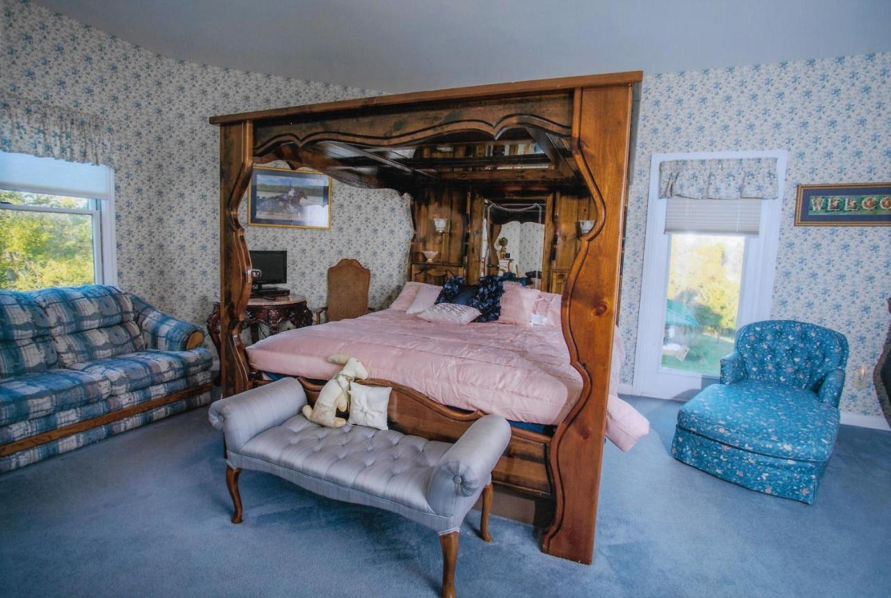 Rabbit Creek Bed & Breakfast Versailles Extérieur photo