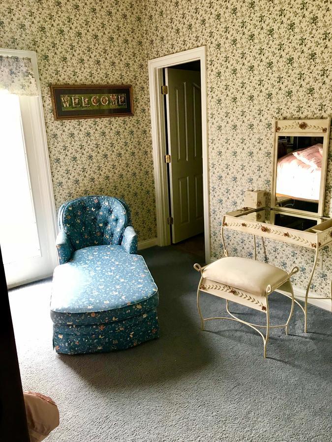 Rabbit Creek Bed & Breakfast Versailles Extérieur photo